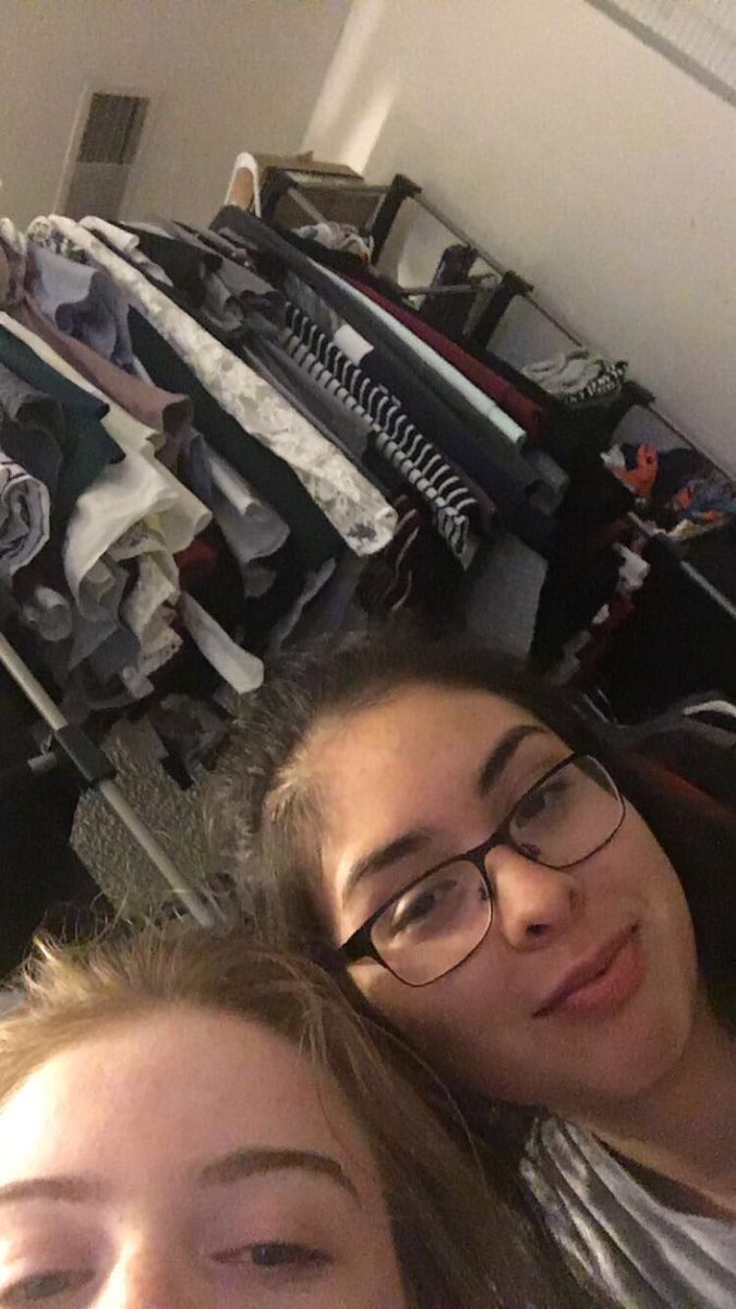 amandajohnson07's tweet photo. Happy birthday Gianna!!😎😛🤘🏽💗 hope you had a great day, ilysm, u geek #ohmygawd #itsahike #byejess @JuarezGianna https://t.co/jTEo8Zj8r5