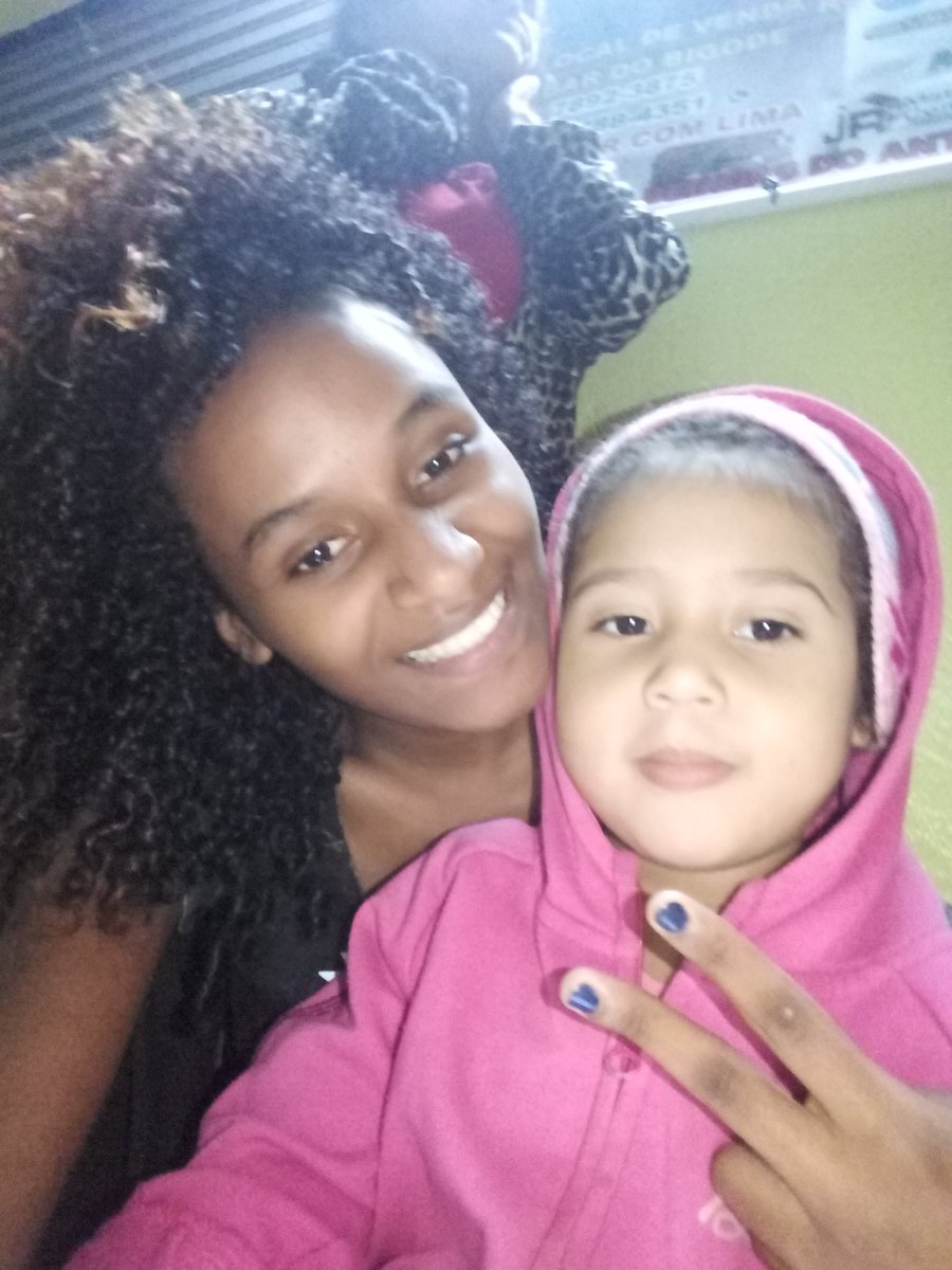Pretinha_Do_Pt's tweet photo. Surta Bb #Alicee https://t.co/qFHrBr2r3W