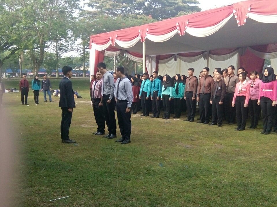 Lp3iCilegon's tweet photo. Upacara Pembukaan PSPL dibuka Oleh Branch Manager Lp3I Cilegon

#Lp3icilegon #lp3ikampuscilegon https://t.co/tb3bUOVVaP