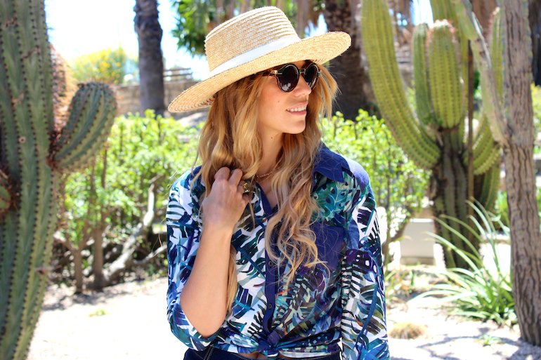 Buenos días! en el blog os espera un #look tropical de <a href="/smashbcn/">smash.wear</a> misstrendybarcelona.com/2017/08/camisa…