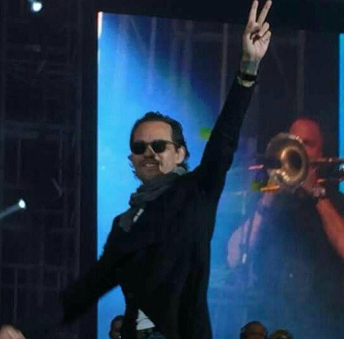MarcAnthony_PE's tweet photo. Espectacular show nos dio anoche nuestro @MarcAnthony en #Unido2 #Lima #Peru
๐ต๐ช๐ต๐ช๐ต๐ช๐ค๐ค๐ถ๐ถ๐๐๐๐๐๐ #PalabrasDelAlmaPerรบ #MarcAnthonyPeruTeAma ๐๐ https://t.co/jQ3oD4zstT