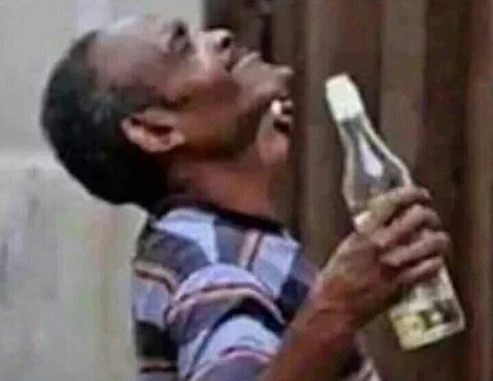 Se que por hoy la pena solo rie porque solo me quedan mil noches sin dormir. <a href="/LuBMorales/">Lu Bogo</a>