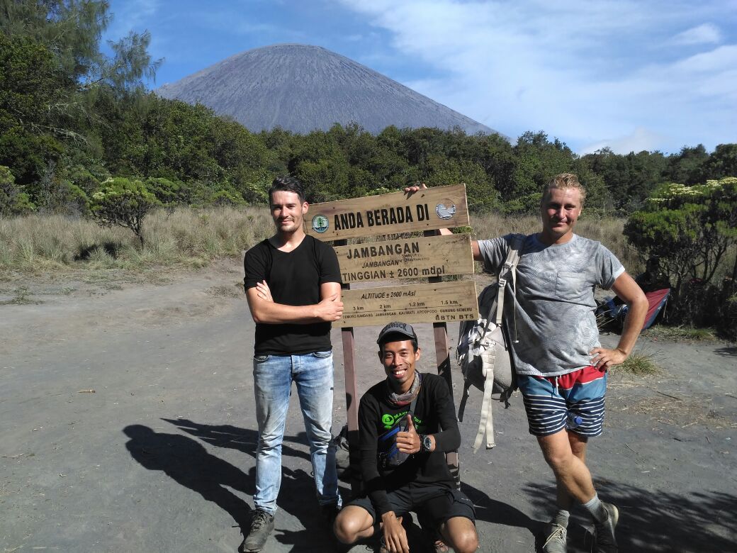 c_holis's tweet photo. Guide mountain area Jawa..bs call 085642831032 https://t.co/ELhMQ1mY0E