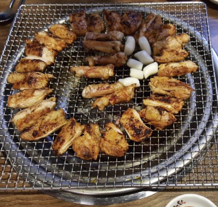 WE_MEET_PLACE's tweet photo. 위밋플레이스의 추천맛집 완정역 '숯불에 닭'
당하동 맛집 숯불닭갈비가 먹고싶다면 고고

#맛집추천 #추천맛집 #장소추천 #맛집 #모임장소 #닭갈비 #숯불닭갈비 #숯불에닭 #당하동 #완정역  #인천 #어플추천 #위밋플레이스 https://t.co/8xxObmMAtp
