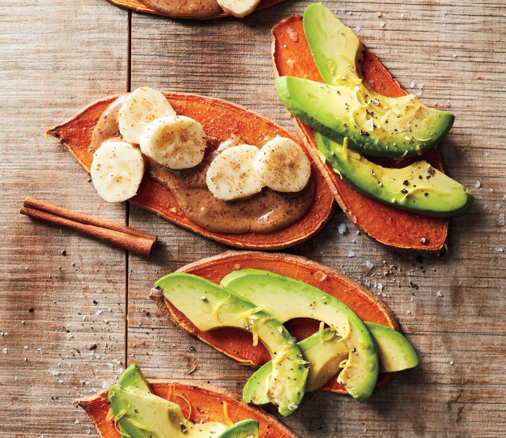 MensFitnessX's tweet photo. Help yourself relax. Eat to beat stress: 10 foods that reduce anxiety: https://t.co/WHtoBgxAiM https://t.co/SzBOLEWczO