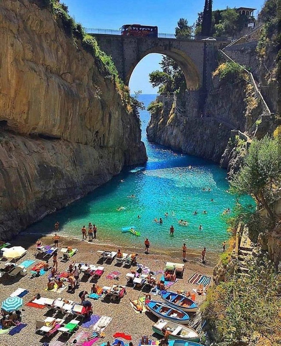 StarikVox's tweet photo. @kentkristensen1 @nico_gaia @Emmelia19 @uptownlizbrown @malemalefica @OKowalcuk @KarinR263 @Jollanka1 @antwanhoberg @Dalia_9944 ☀️🌻🌞🌊😉 https://t.co/d873E4NBH9