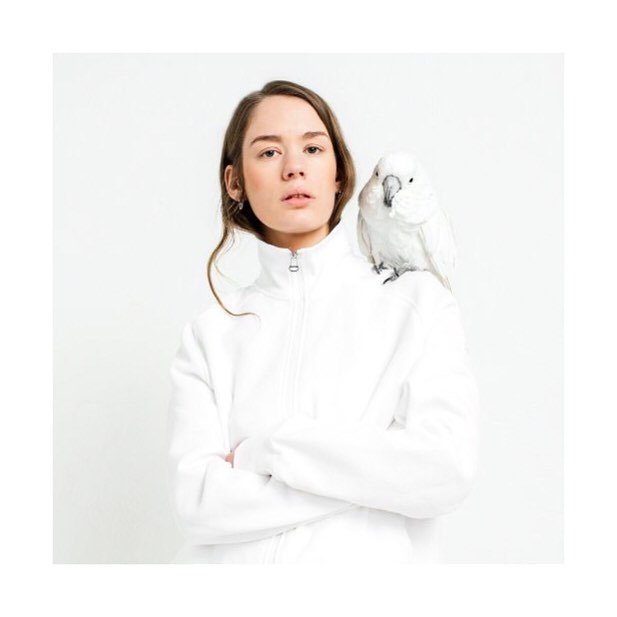 This morning we're blasting out Anna of the North to get us in the Monday mood. Let's do this 💪 | 📸 via @annaofthe… ift.tt/2vTHdP1