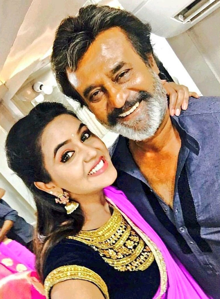 SSMusicTweets's tweet photo. #ChaitraReddy with #Thalaivar @superstarrajini from the sets of #KAALA !! https://t.co/7ILXCvnCEg
