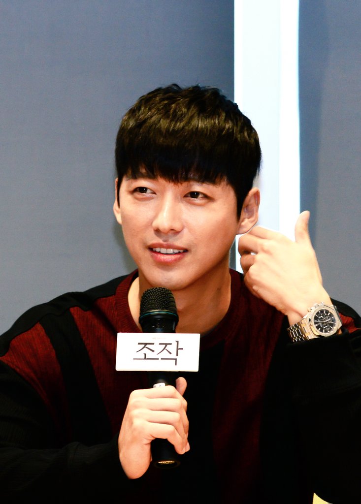 DHLLniAXYAAT-dn.jpg:large