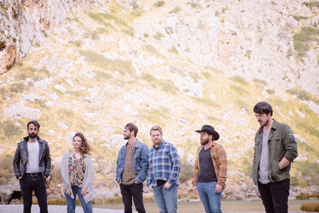 #FiraB2017 <a href="/NoRoom_TheBand/">NoRoom_TheBand</a> oferiran el seu directe, un viatge sonor gràcies a nombrosos instruments, a <a href="/FiraB_IEB/">Fira B!</a> goo.gl/rzDE3E