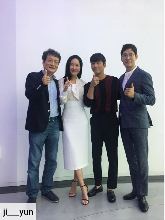 DHLRxHnXcAAlYZL.jpg:large