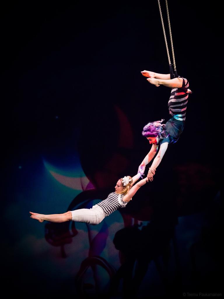 OlympusUK's tweet photo. Hang tight... Captured on the OM-D E-M5 and 40-150mm by Teemu Paukamainen, and shared in our Flickr group #ActionMonth https://t.co/VD0LEcSx0I