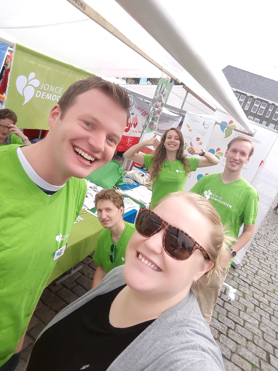 JD_Groningen's tweet photo. De keiweek is begonnen. Onze standnummer is 118. Kom langs #keiweek2017 https://t.co/DSwTlcPA8Q