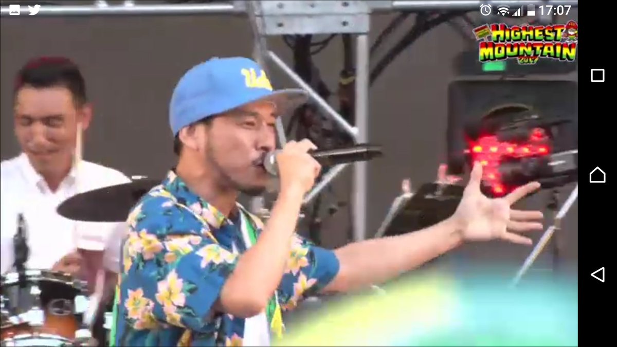 glory_yu3_days's tweet photo. ハイエストマウンテン
行けれないと凹んでたけど
生配信とかホントに感激!
こーゆーこと、増えると嬉しいな。高くなかったらチケット代の代わりに有料でもいい
ほんと!ありがとうございました🤗
#HIGHESTMOUNTAIN2017
#HISATOMI
#RAY
#りょう君 https://t.co/4tkVXjdNnS