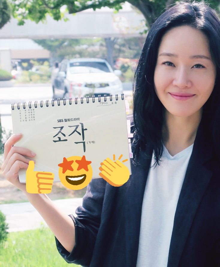 DHLVk8hXgAADTYh.jpg:large