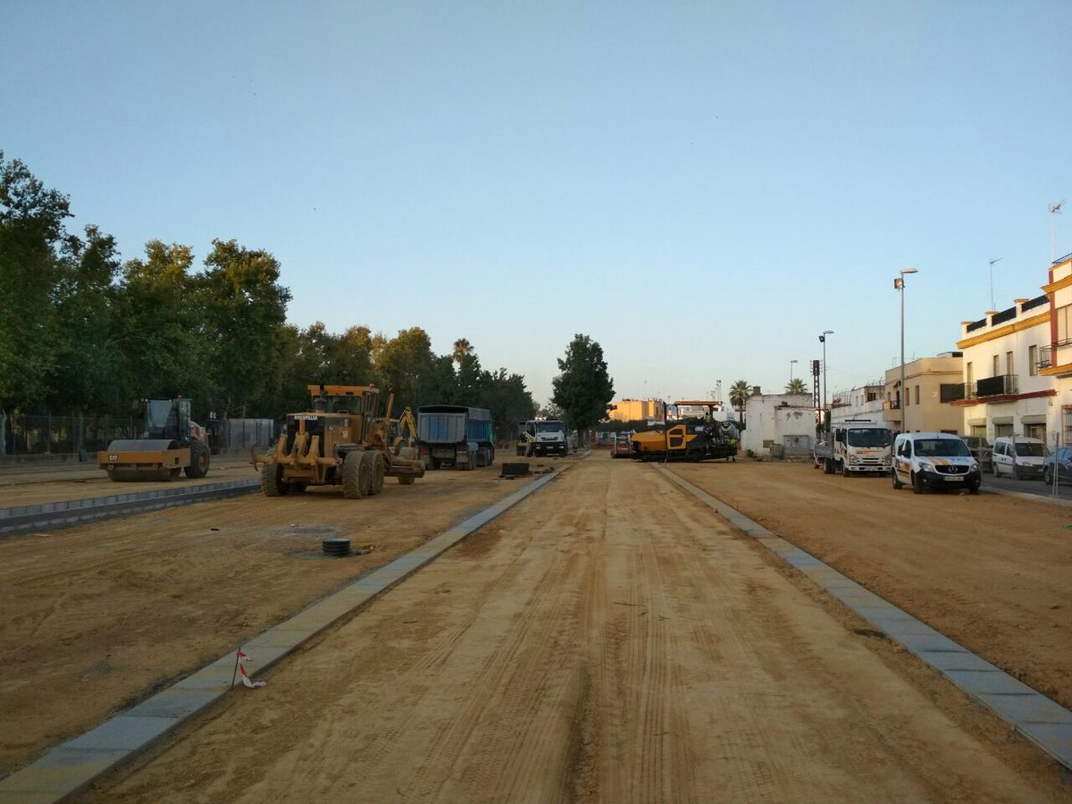 Comienza la pavimentación del prado de la Soledad!!!
