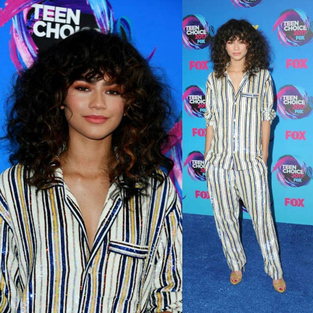 just_about_tv's tweet photo. 13 août 2017 : Zendaya aux Teen Choice Awards 2017 #actress #zendaya #shakeitup #agentkc #tca #teenchoiceawards https://t.co/1FObmZ5Gwd https://t.co/ATdQqlE73B