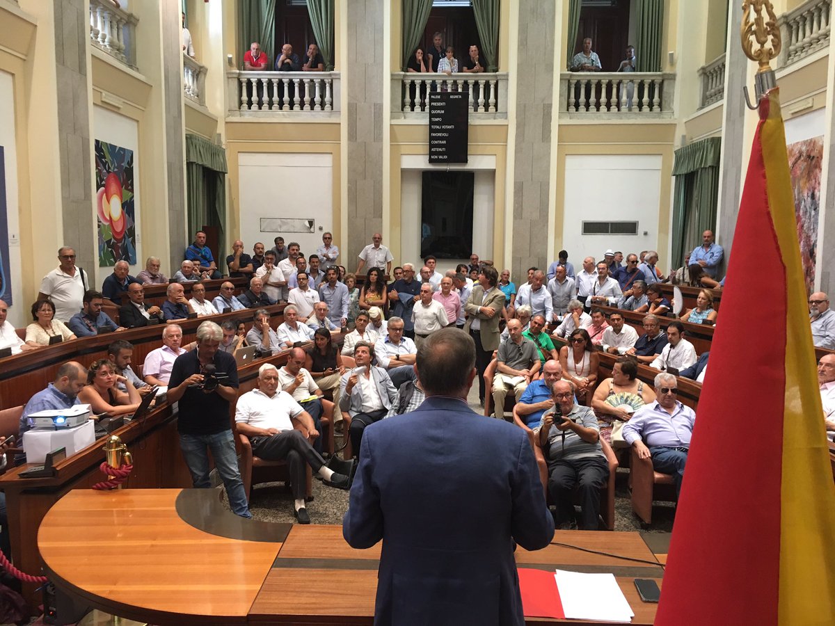PresidenteARS's tweet image. Affollata conferenza stampa del presidente @GiovanniArdizz1 a #Messina. #openars