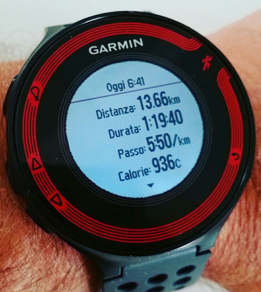 vincentmiccolis's tweet photo. #justdoit #runner #training #corsa #followme #followforfollow #forerunner #fr220 #nessunascusa #runlover #runnerscommunity #iocorro 🏃 🏃 🏃 https://t.co/7Q5l69yD3w