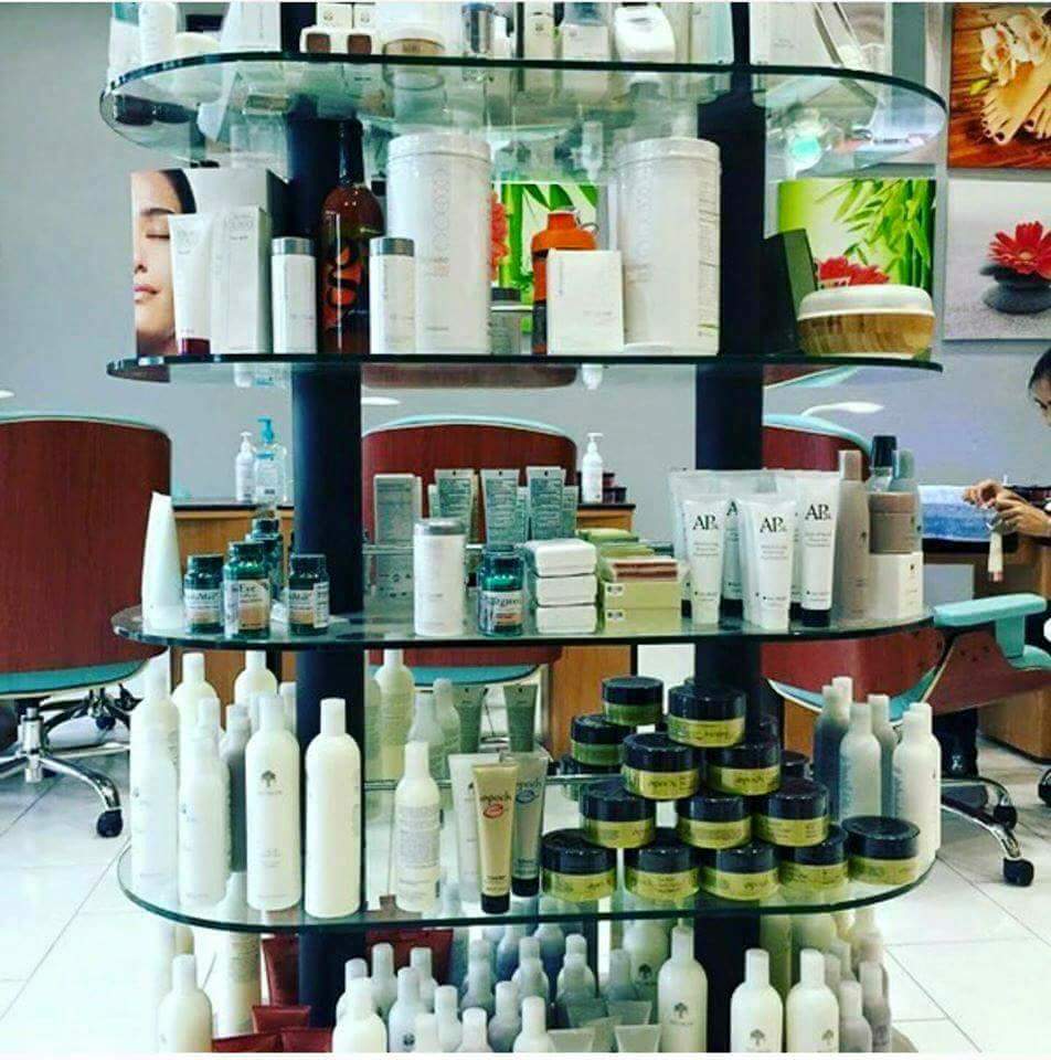 Any salon owners that would like to stock the latest anti ageing and beauty products in the UK#beauty #salonowners #beautytherapists