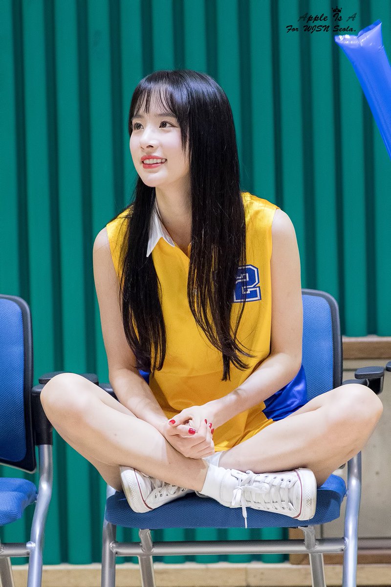 941224net's tweet photo. 170730 우주소녀 피구대회 설아 4pic

#WJSN #SEOLA 
#우주소녀 #설아
@WJSN_Cosmic 

피구 못해도 미모가 다 했어 괜찮아 https://t.co/k8l6n7mN8o