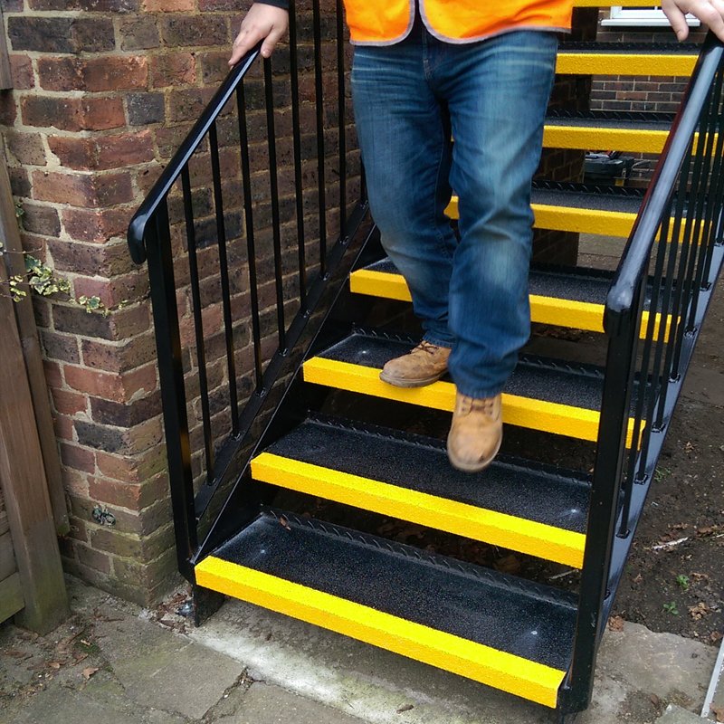 SafetyProDirect's tweet image. Stair treads added to an outside stairway. Get your winter prep done early to prevent slips! #Antislip #WinterReady