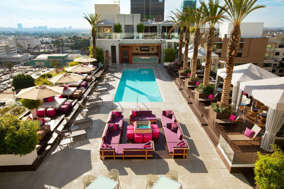 DiscoverU_S_A's tweet photo. Can you see yourself here?😍☀️🌅💛 #USA #Holiday #Hollywood https://t.co/0xUtXMJUGY