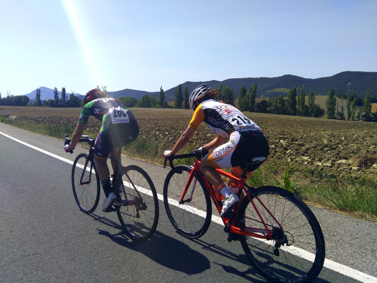 Campeonato Navarro Junior y elite sin 23 dorsales 215 y 266 a 1,35"
