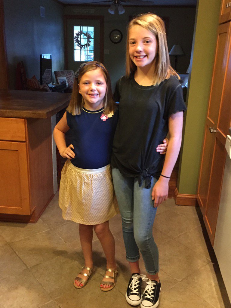 mrsfunk_bhes's tweet photo. First day of third and eighth grade #BHMSDfirstday https://t.co/ZmzZGceSUW
