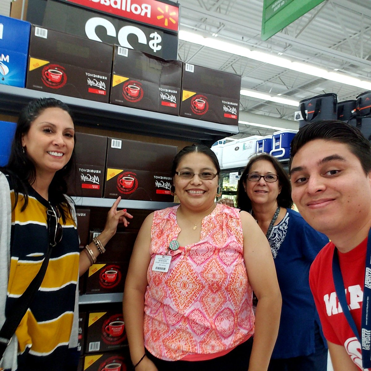 MrVzquez1's tweet photo. Walmart coffe aisle is a place that symbolizes our PK team! ☕
#PkSuperLions #ShearnTeam https://t.co/X42gE3sd6x