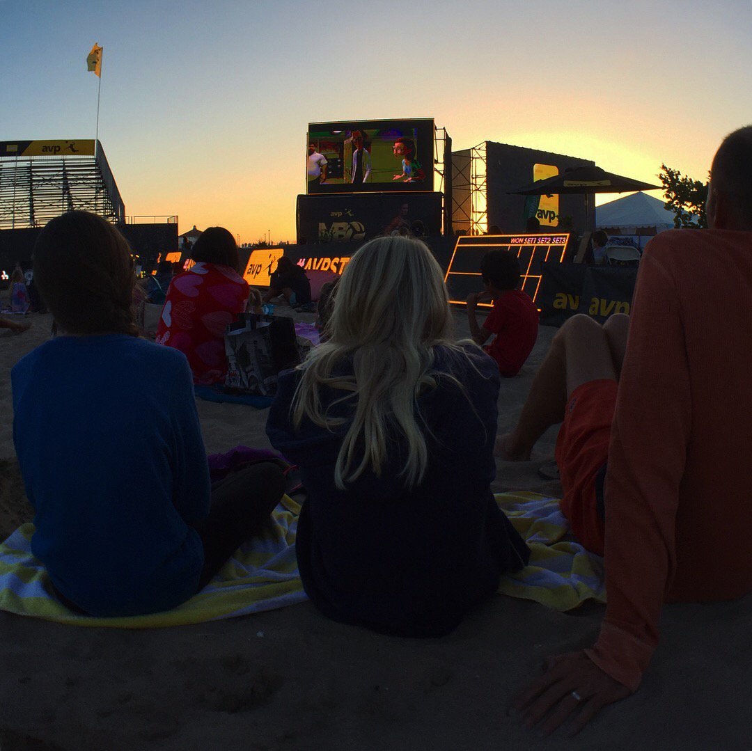 mbparksandrec's tweet photo. Movie on the Beach in center court of the MBO by @avpbeach Friday, August 18th at 6:30pm! Movie: Moana #mbmovienight https://t.co/wboXOciFso https://t.co/EOzhDhvvLj