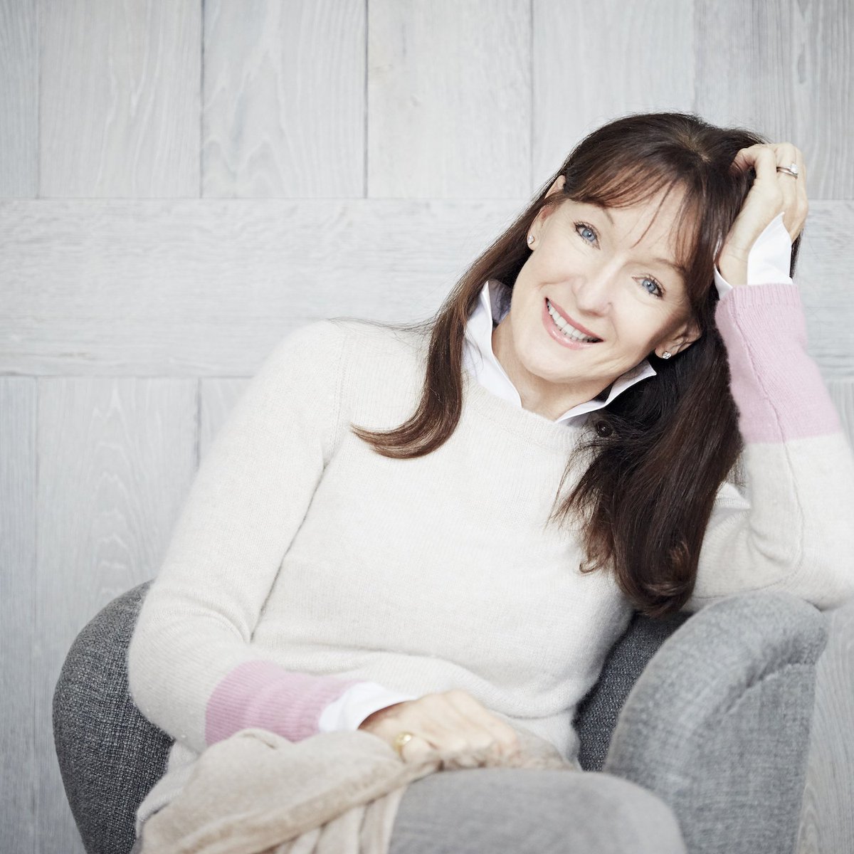 DesignCentreCH's tweet image. BOOK TICKETS #conversationsindesign CREATING THE DESIGN VISION hosted by Sarah Spiteri @Livingetc #Focus17AtDCCH bit.ly/2vttRZb