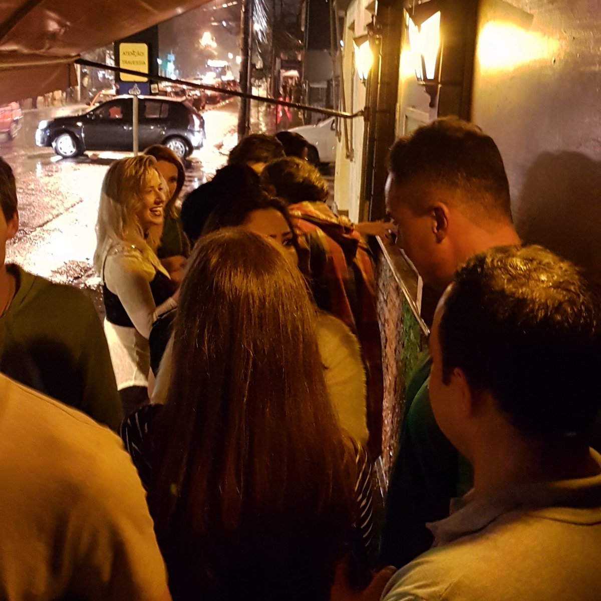 casadepraiabar's tweet photo. #sabado #CasaDePraia #Casinha #noite #festa #party #amigos #friends #Poa #instapoa #music #musica #AltasVibe #GoodVibes #oCasinhaÉtudoDeBom https://t.co/csbQcA0KzH