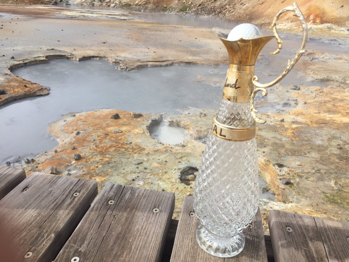 Lady Dunn touches down in Iceland. Takes in some geysers and hits the town in Reykjavik last night.