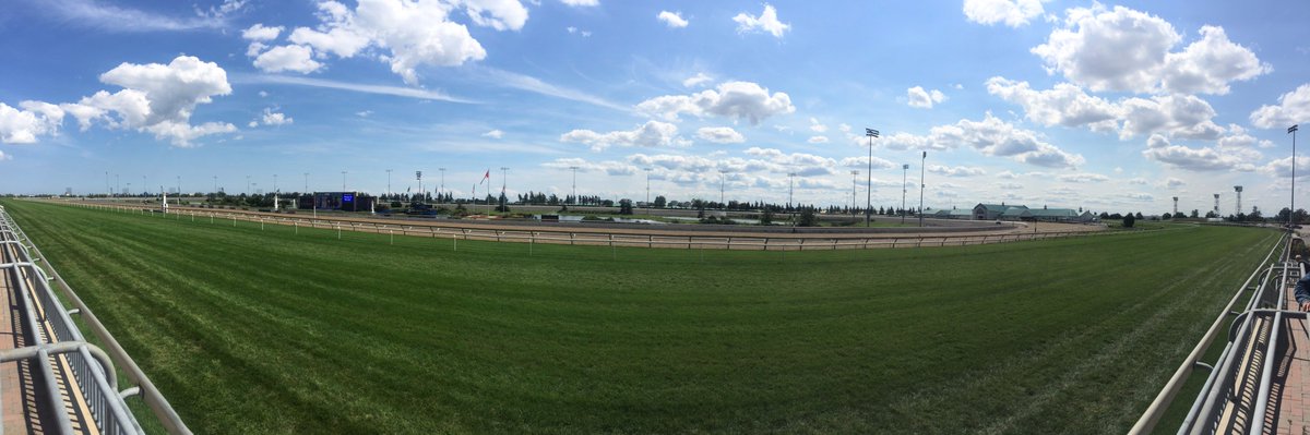 All Canadian Self Storage tweet media