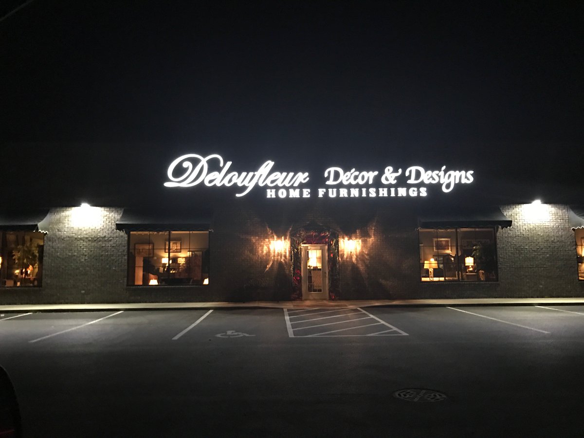 deloufleur's tweet photo. #DeloufleurDecorandDesigns will be having an #EclipseSale starting today and running through the eclipse on August 21st! #SIEclipse https://t.co/wNmfQORT69