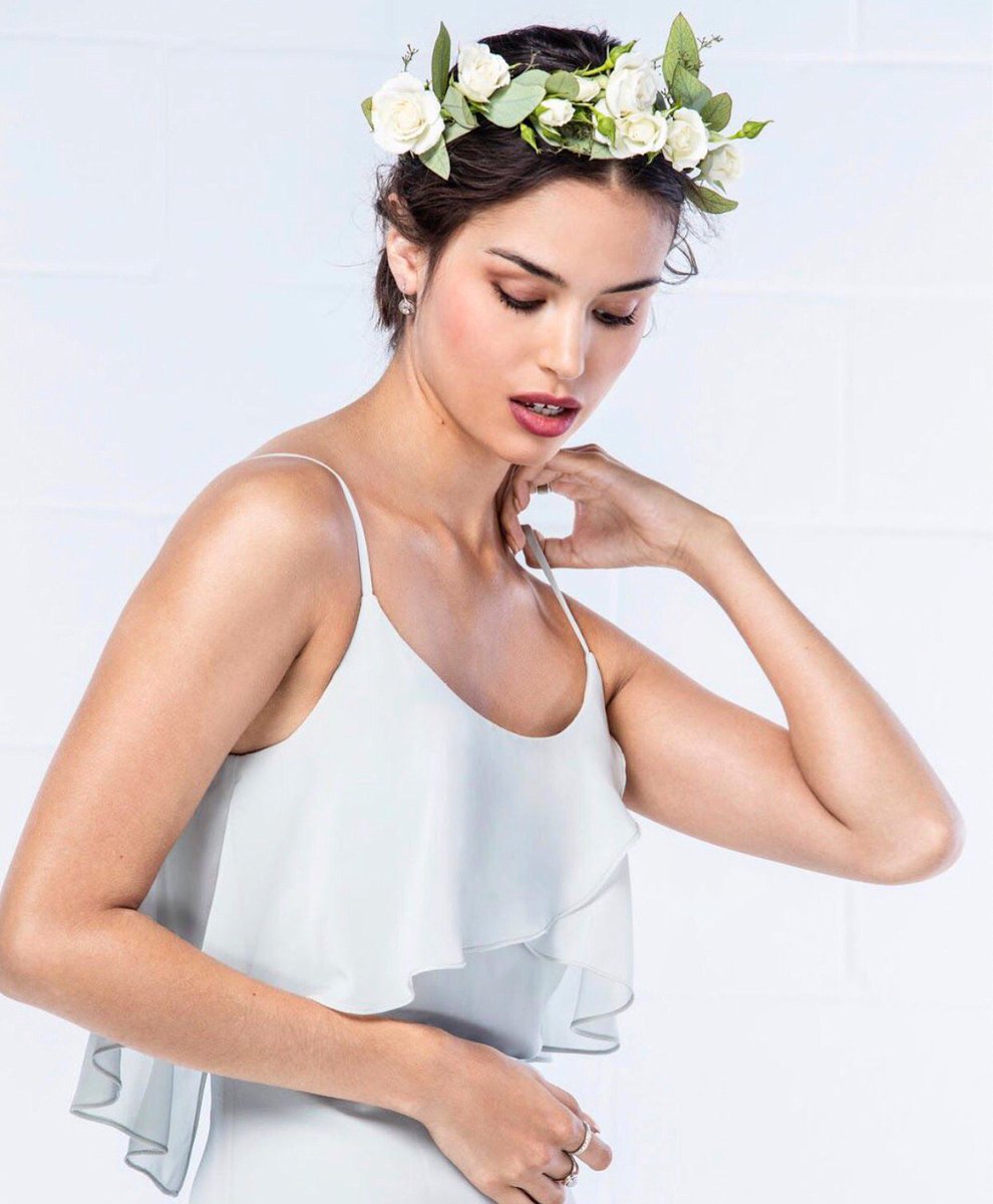 Add a flower crown to make your bridesmaids  feel like the queens they are! #Wtoo301 #MaidsMonday #WtooMaids ow.ly/Wz3l30efWNQ