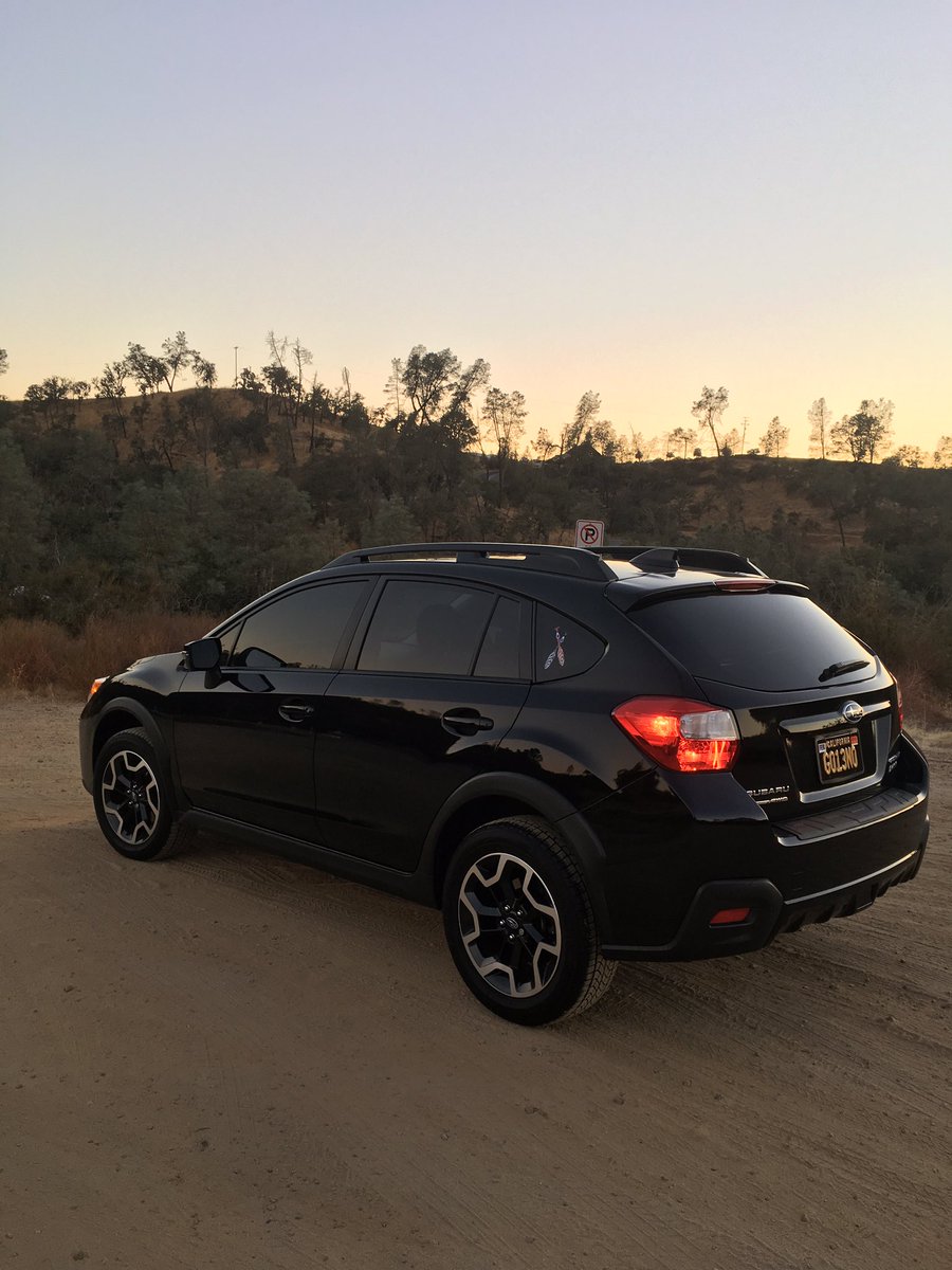 genem1973's tweet photo. Taking the road less traveled along the California central coast #SubarusandSunsets #subaru #xv https://t.co/8pxy0ybxoX