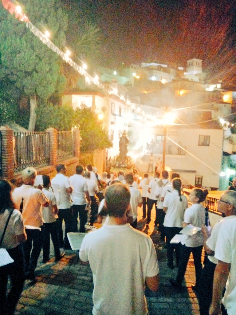 BandaElBorge's tweet photo. Pasado sábado, pusimos #Música para #SanRoque y #V.DeLosÁngeles en #Cutar. Gracias @AytoCutar su confianza. @PatronasMalaga #CofradiasMLG https://t.co/Ko6ClmA1lU