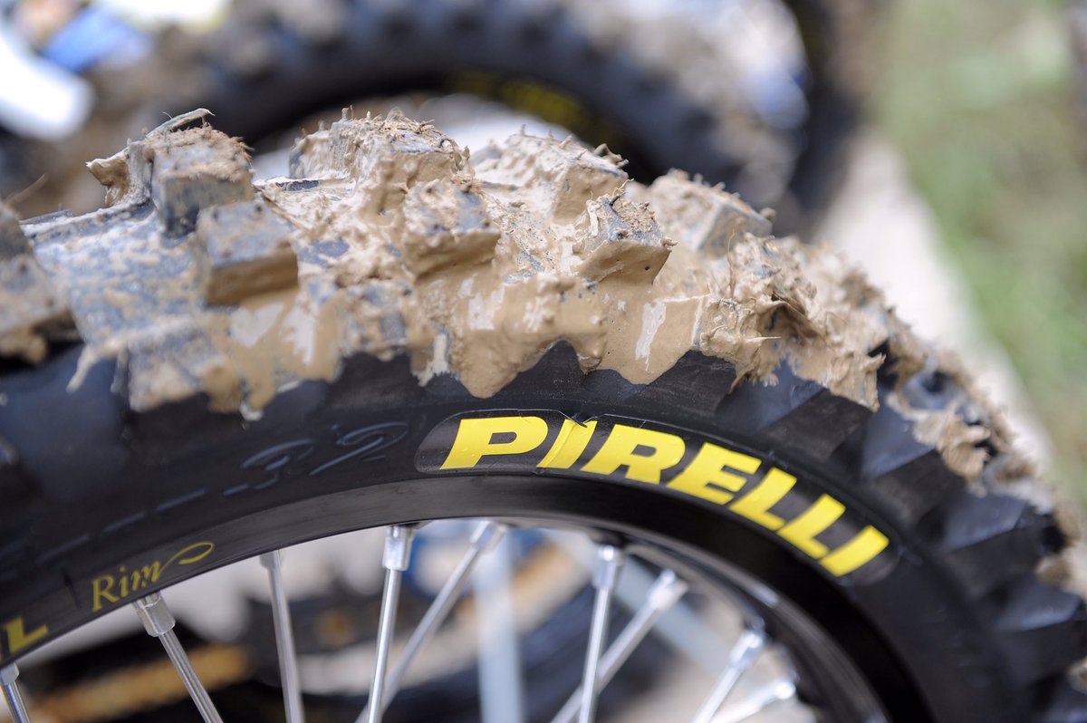 PirelliMX's tweet photo. Another win for @JHerlings84 at the Switzerland @mxgp. #mxgp #pirellimx #scorpionmx #mx32 https://t.co/zvuwnWrSgG