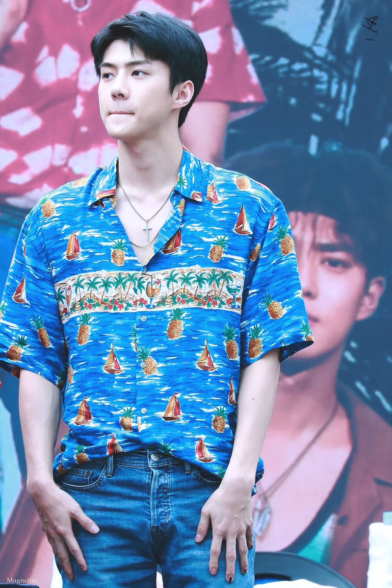 Magnetite1220's tweet photo. #sehun #吴世勋 🤓 https://t.co/0C6Gy0bl4H
