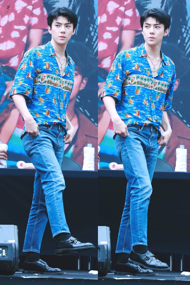 Magnetite1220's tweet photo. #sehun #吴世勋 😚 https://t.co/ruehKVTMTi