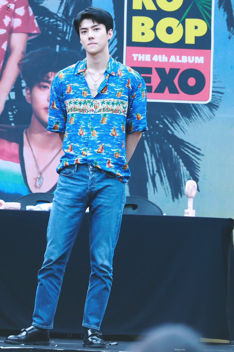 Magnetite1220's tweet photo. #sehun #吴世勋 😚 https://t.co/ruehKVTMTi