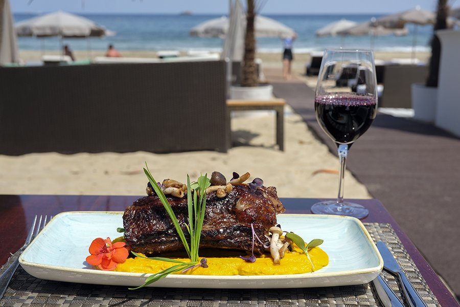 TanitBeach's tweet photo. #Wagyu cooked at low temperature, just like cotton melting in your mouth come and taste it at #TanitBeach #Ibiza https://t.co/9OmOo4MrkF