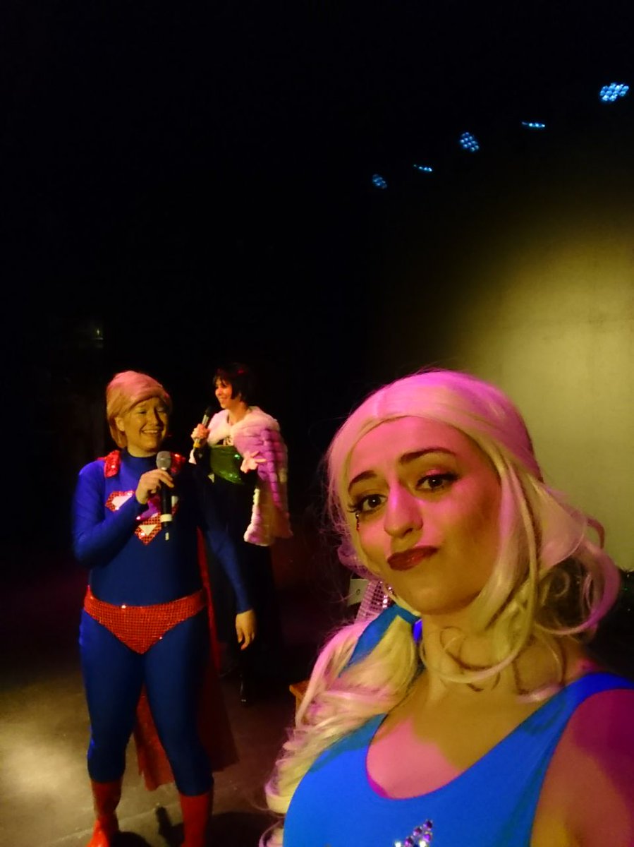 Hier ein paar On-Stage-Eindrücke von unserer Premiere auf der #Contaku am Sonntag😎 Spritney Dump war undercover unterwegs.
