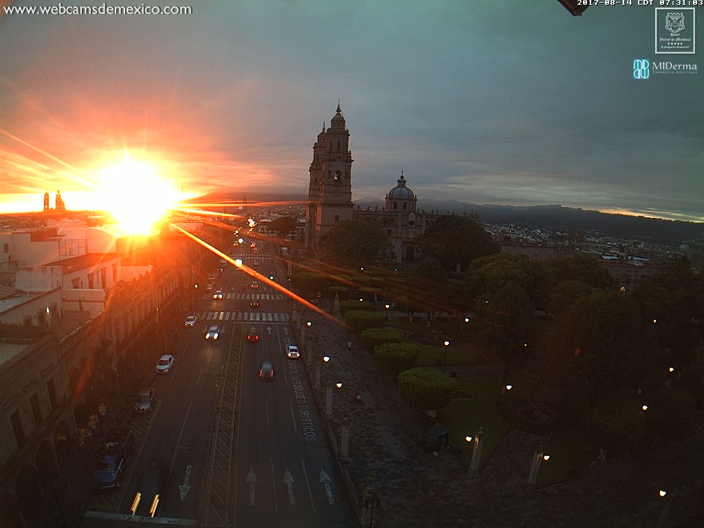 Webcams de México on Twitter: "El sol se escapa por unos minutos en