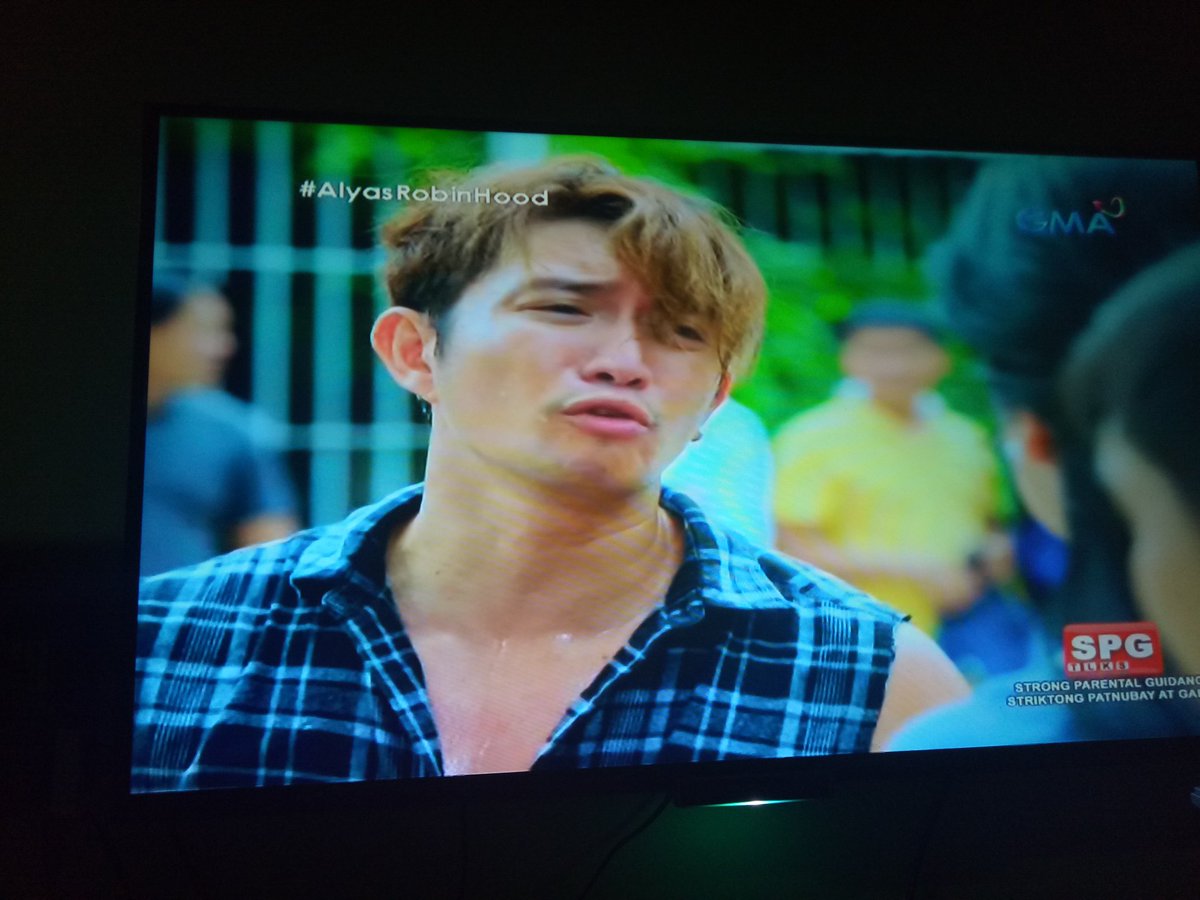 MelasonFamily's tweet photo. Galing mo Tol Jason Francisco.ayos 👍 #AlyasRobinHood https://t.co/aSYJiLaw8x