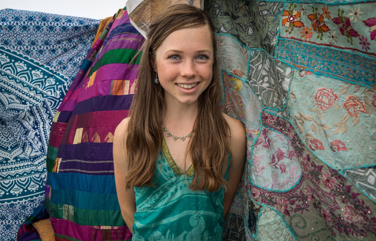 Laura Chesson (@laurachesson) on Twitter photo Bazaar Fairtrade's lovely boho arts and crafts stall at <a href="/TONBRIDGECALL/">TONBRIDGE CALLING</a> this weekend... Bazaar Fairtrade's lovely boho arts and crafts stall at <a href="/TONBRIDGECALL/">TONBRIDGE CALLING</a> this weekend...