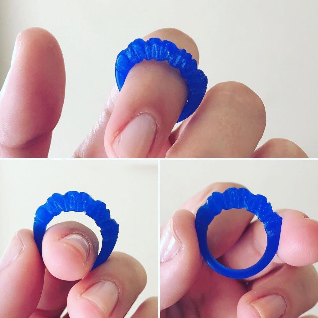 First experiment for the landscape collection⠀
.⠀
.⠀
.⠀
#silver #jewellery #jeweller #ring #carving #jewellerymaker #jewellerydesign #jewel…