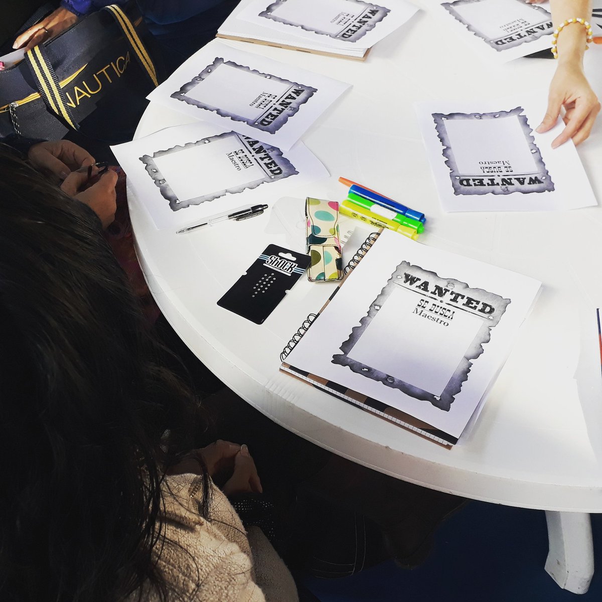 CTilata's tweet photo. #FelizLunes. Iniciamos nuestra semana preparándonos para un nuevo año escolar con el taller: #SeBuscaMaestro. https://t.co/S1kloSKb2S